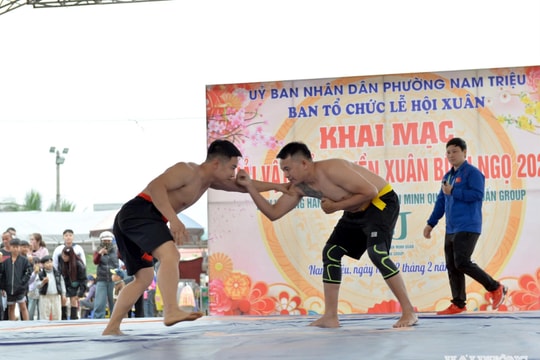 Sôi nổi Giải vật cổ truyền phường Nam Triệu