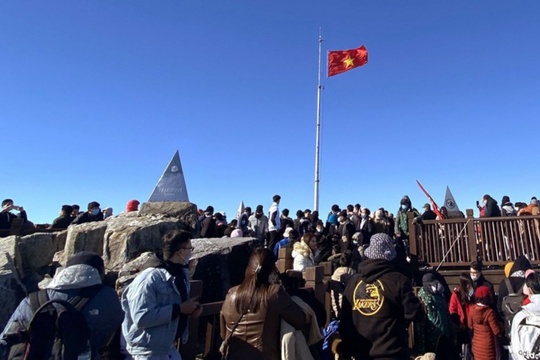New Year travel trends reflect shifts in Vietnamese lifestyles