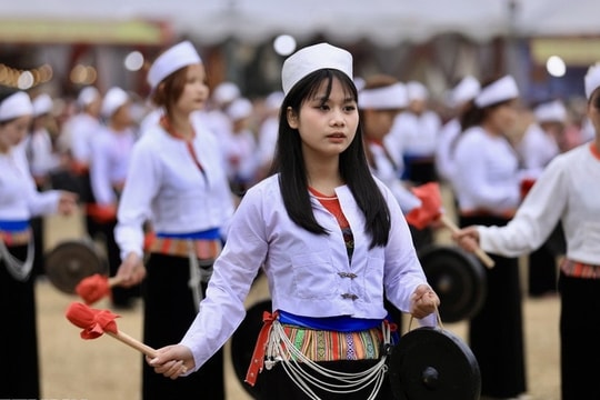 Giữ hồn tiếng chiêng trong dòng chảy hiện đại