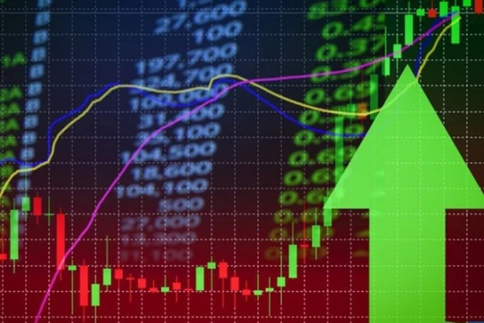 VN-Index hồi phục nhờ nhóm cổ phiếu ngân hàng