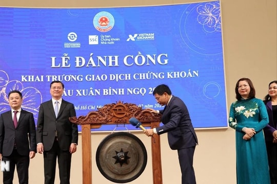 Ngành chứng khoán đổi mới toàn diện hạ tầng và pháp lý