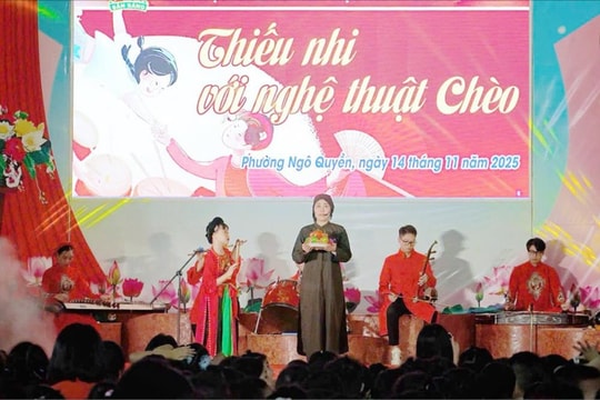 Giữ 'lửa' chiếng chèo xứ Đông