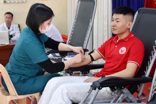 Người trẻ viết tiếp những hành trình nhân ái