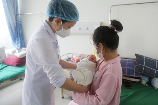 Động lực để đội ngũ y, bác sĩ yên tâm gắn bó với nghề