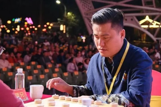 Kỳ thủ cờ tướng Việt Nam Lại Lý Huynh vào chung kết Ngũ Dương Bôi