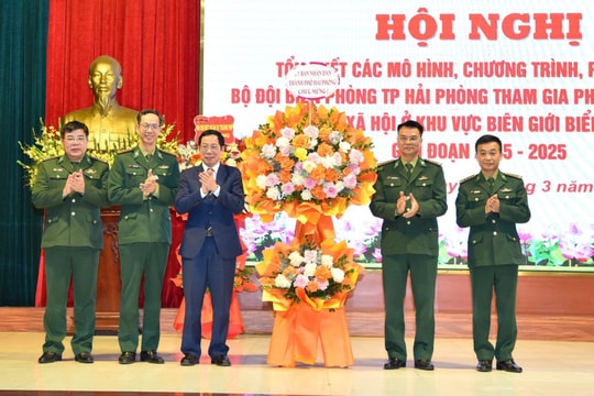 Xây dựng khu vực biên giới biển thành phố vững mạnh về kinh tế - xã hội