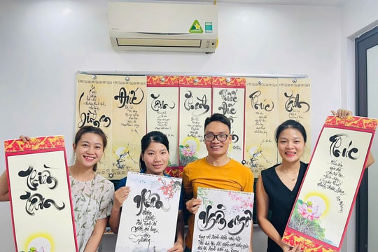 Người trẻ Hải Phòng và nghệ thuật thư pháp