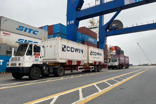 Hai Phong businesses respond to volatility on Middle East shipping routes