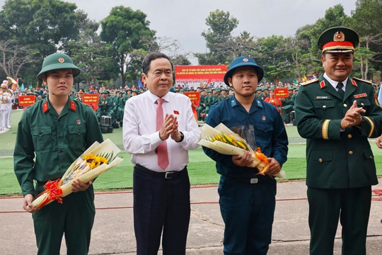 Đi bất cứ nơi đâu, làm bất cứ việc gì khi Tổ quốc cần