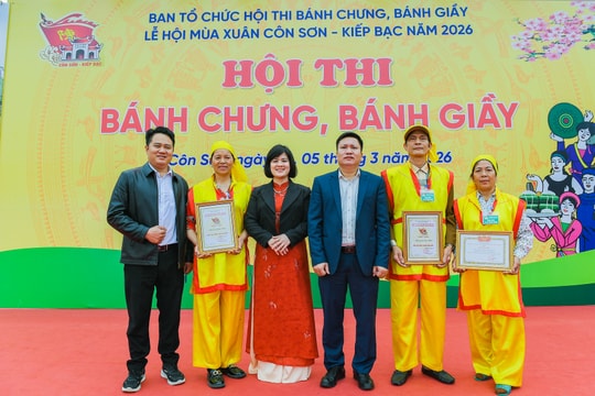 Gặp đội thi 3 năm liền vô địch gói bánh chưng