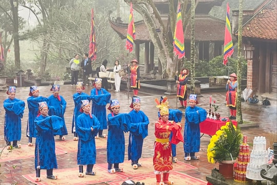 Giữ hồn Lễ hội mùa Xuân Côn Sơn - Kiếp Bạc