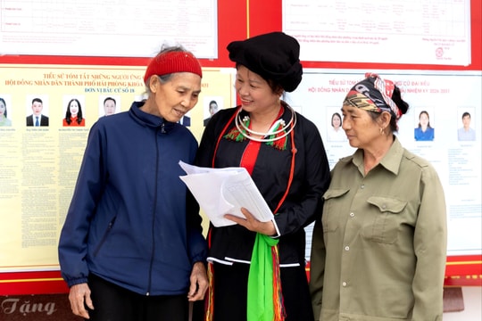 Đảng viên nơi xóm núi lan tỏa ý nghĩa lá phiếu