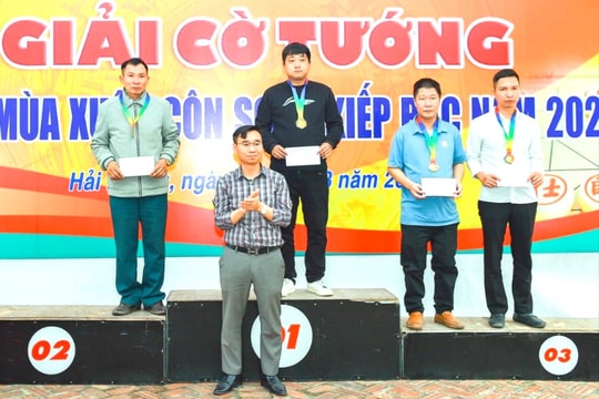 Kỳ thủ Bùi Tùng Sơn vô địch giải cờ tướng Lễ hội Côn Sơn - Kiếp Bạc 2026
