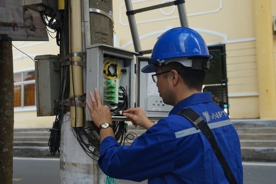 Ba nhà mạng lớn đồng loạt tăng giá cước internet cố định khi lắp đặt mới