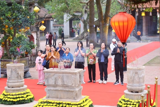 Lễ hội mùa xuân Côn Sơn - Kiếp Bạc, sức hút từ di sản tâm linh