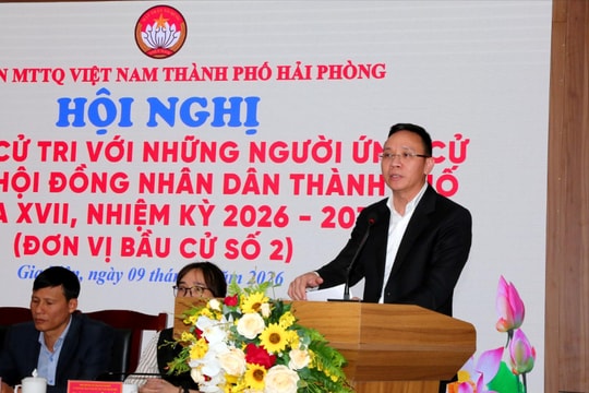 Các ứng cử viên đại biểu HĐND thành phố tại đơn vị bầu cử số 2 tiếp xúc cử tri
