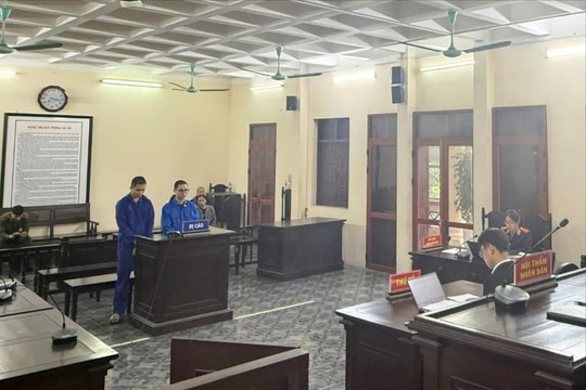 4 đối tượng sử dụng trái phép chất ma tuý vào tù