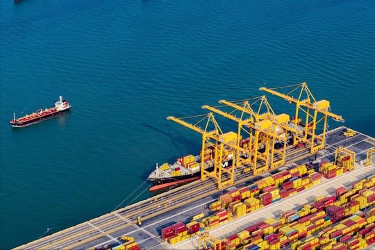 Chủ động ứng phó biến động thị trường vận tải quốc tế