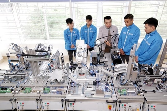 Người lao động học nghề được hỗ trợ tiền ăn 50.000 đồng/ngày