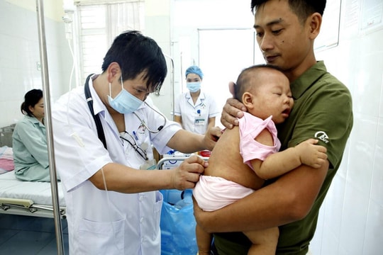 Nguy cơ dịch sởi vẫn hiện hữu