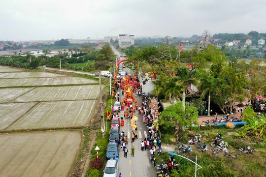Khai hội truyền thống quần thể di tích quốc gia đền Cao