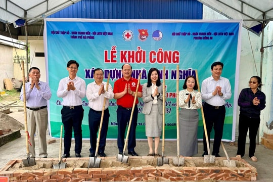 Khởi công 'Nhà tình nghĩa' cho gia đình khó khăn ở phường Hồng An