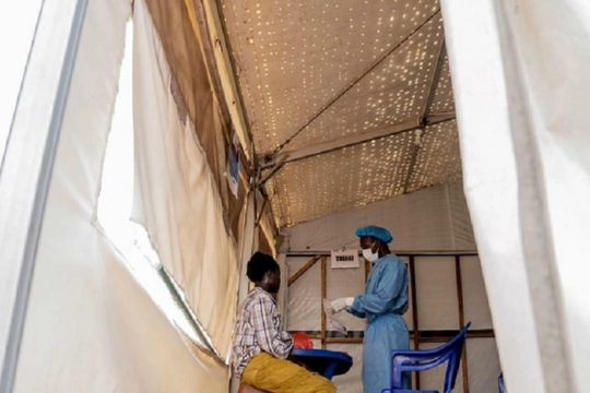 Tăng cường đối phó các thách thức y tế toàn cầu