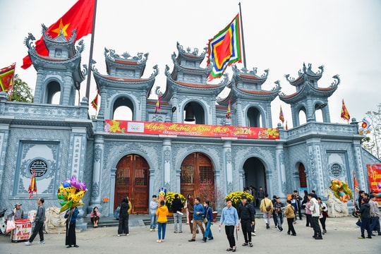 Phân luồng giao thông phục vụ khai hội đền Tranh
