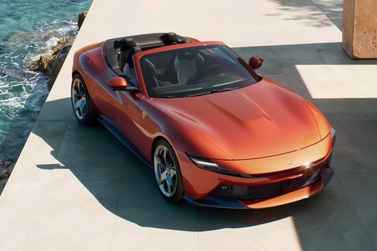 Ferrari trình làng mẫu xe mui trần Amalfi Spider