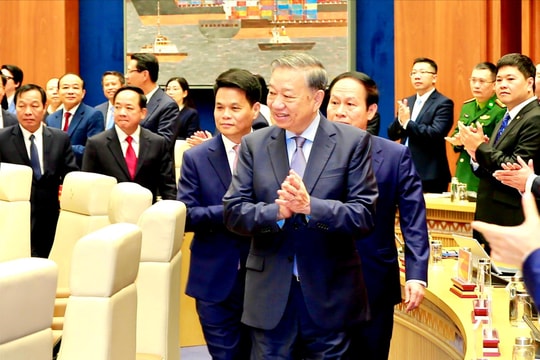 Vietnam's General Secretary To Lam urges Hai Phong to become marine hub of Red River Delta and nation