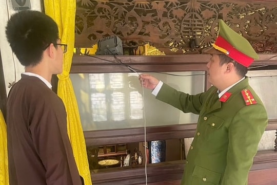 Ngăn nguy cơ cháy, nổ tại đình, đền, chùa mùa lễ hội