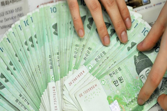 Đồng won của Hàn Quốc xuống mức thấp nhất trong 17 năm qua