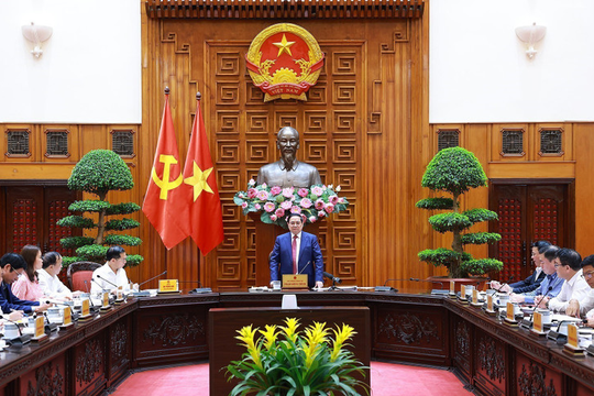 Không để thiếu năng lượng cho sản xuất, kinh doanh, tiêu dùng
