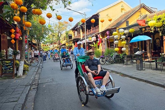 Bắc Bộ hửng nắng, đêm có thể xuất hiện mưa dông