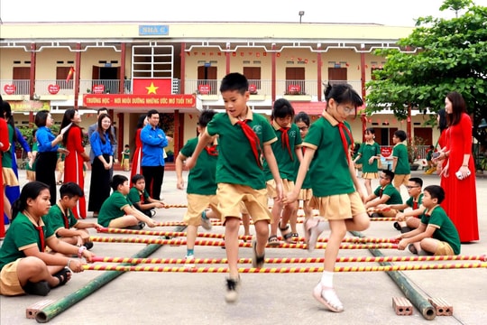 Thiếu nhi Nhị Chiểu vui khỏe, sôi nổi ngày hội 'Tiến bước lên Đoàn'