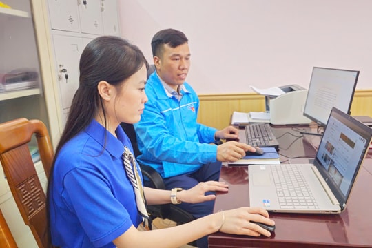 Tuổi trẻ ở Lưu Kiếm phát huy tinh thần xung kích trong chuyển đổi số