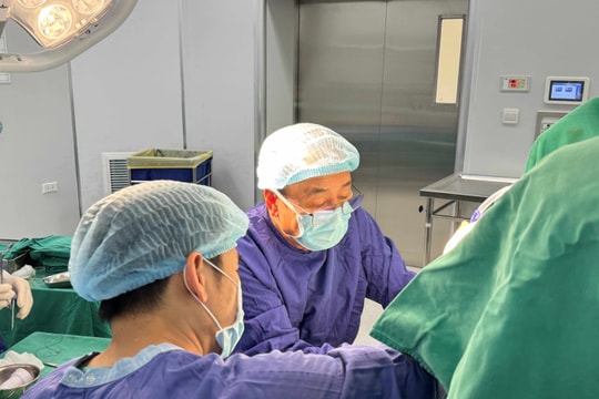Điều trị đa chuyên khoa, cánh cửa hy vọng mới cho bệnh nhân ung thư tiêu hóa