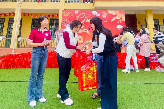 Gieo mầm nhân ái từ những 'Mùa xuân sẻ chia'