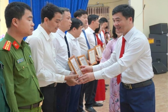 Đồng chí Nguyễn Ngọc Tuyến tiếp tục giữ chức Chủ tịch HĐND xã Kim Thành