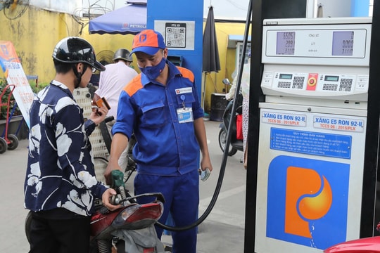 Kịp thời điều hành giữ ổn định thị trường xăng dầu