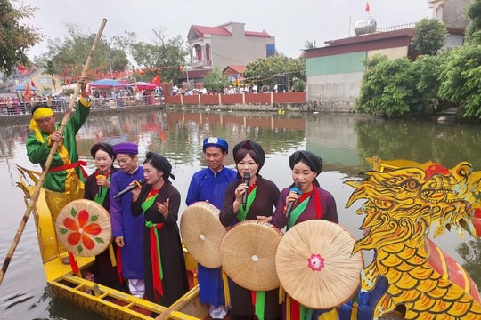 Khai hội đình Trịnh Xuyên