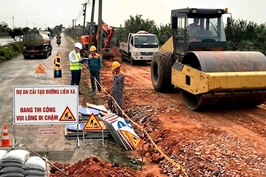 Rộn ràng 'thay áo mới' đường Cẩm Chế - Thanh Xuân