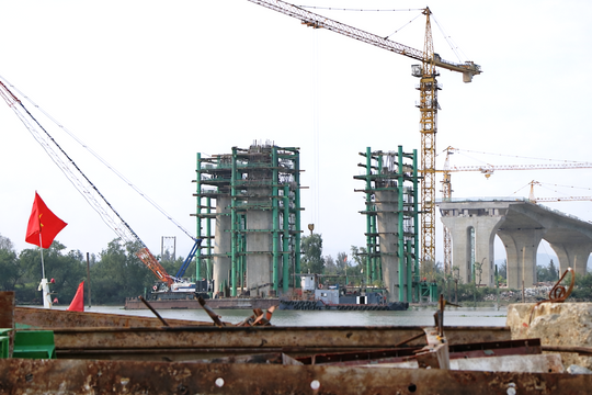Tăng tốc giải ngân, đẩy nhanh thi công cầu Nguyễn Trãi