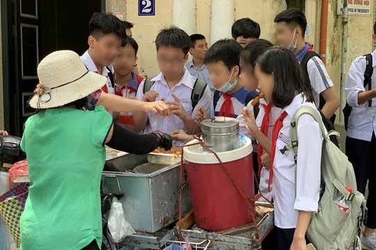 Cung cấp thực phẩm không an toàn cho trẻ em có thể bị phạt tới 40 triệu đồng