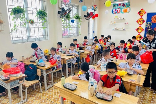 Siết chặt 'hàng rào' kiểm soát an toàn thực phẩm học đường