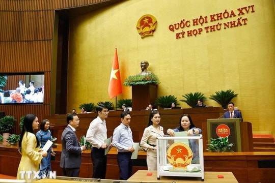 Dấu ấn tín nhiệm tuyệt đối và yêu cầu hiện thực hóa cam kết