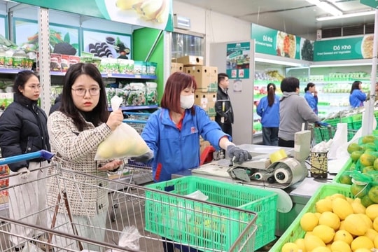 Hai Phong's total retail sales of goods and service revenue increase by 14.8%