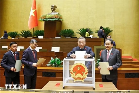 Quốc hội tiếp tục thực hiện công tác nhân sự