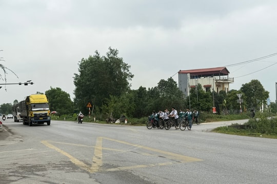 Cải tạo nút giao quốc lộ 38 với đường Vĩnh Hưng - Hùng Thắng