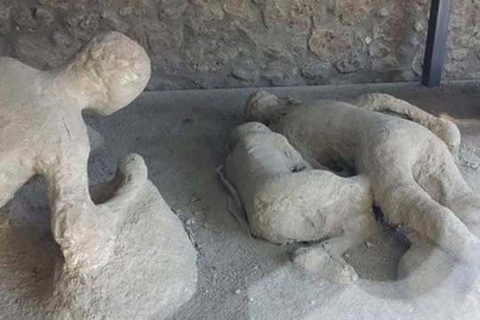 Bí ẩn Pompeii. Phần 1: Đô thị La Mã giàu có dưới chân núi lửa